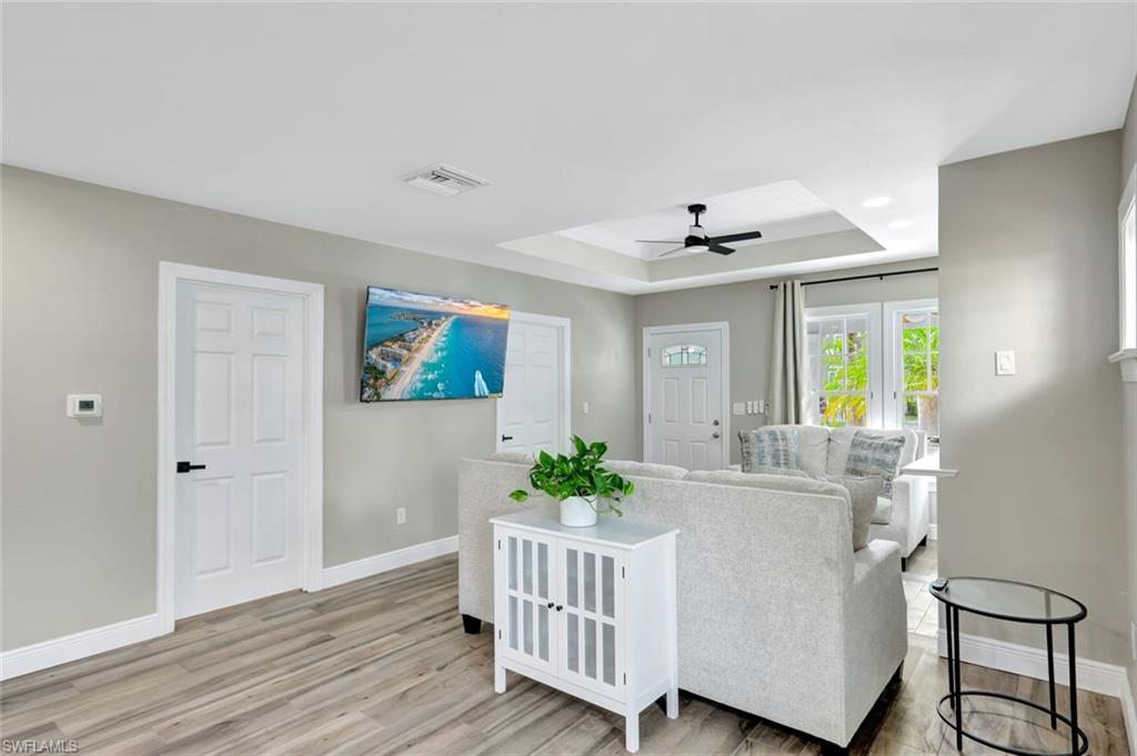 DEAN PARK - Residential