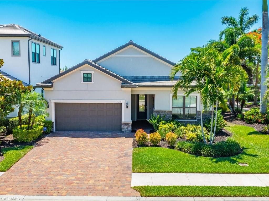 Photo of 7225 Wilton DR, NAPLES, FL 34109 (MLS # 226019854)