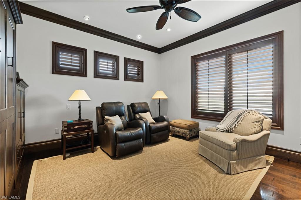 LAGUNA SHORES - Residential