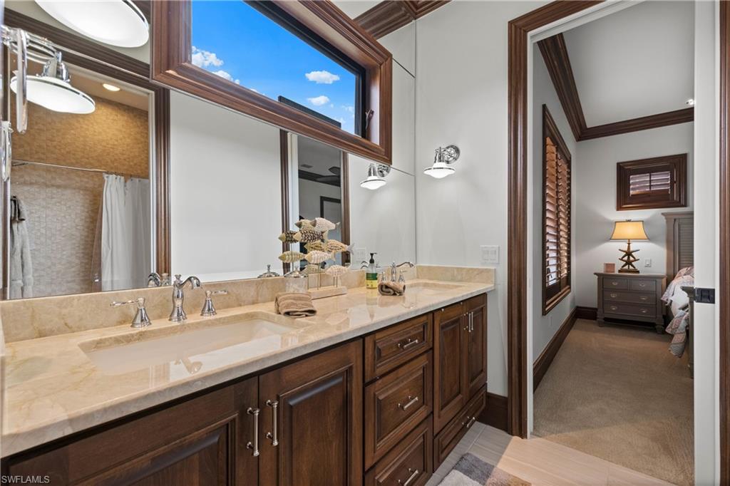 LAGUNA SHORES - Residential