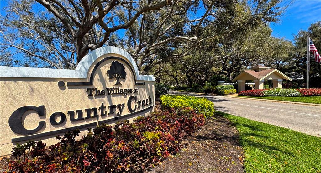 VILLAS AT COUNTRY CREEK - Residential