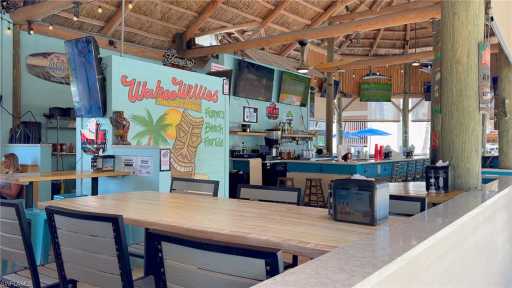 ISLAND SHORES - Land