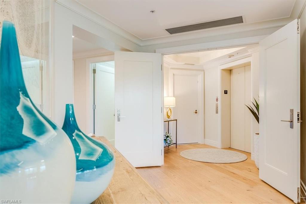 445 Cove Tower DR 302