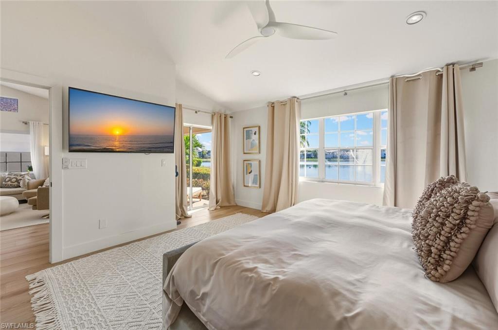 LAKESIDE VILLAS - Residential Lease