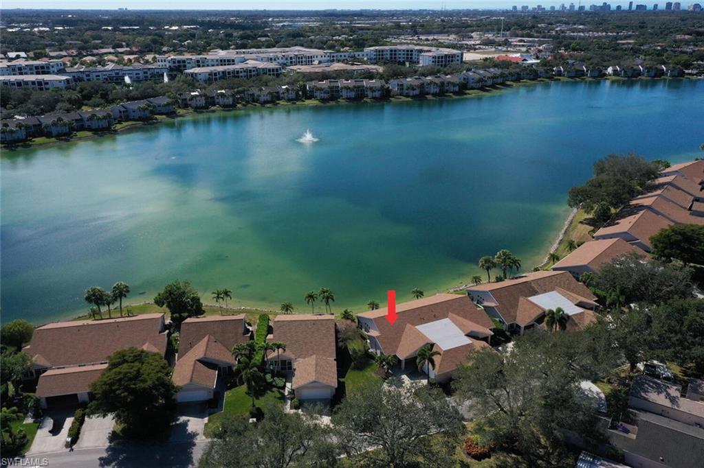 LAKESIDE VILLAS - Residential Lease