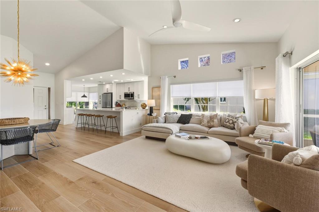 LAKESIDE VILLAS - Residential Lease