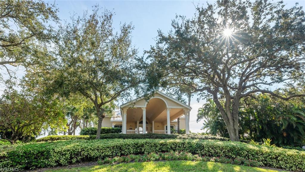 LAKESIDE VILLAS - Residential Lease