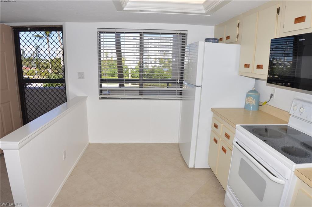 ISLANDS END CONDO - Residential