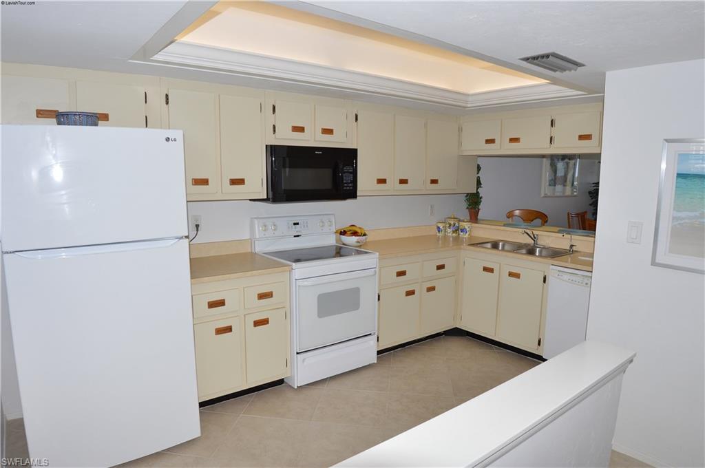 ISLANDS END CONDO - Residential