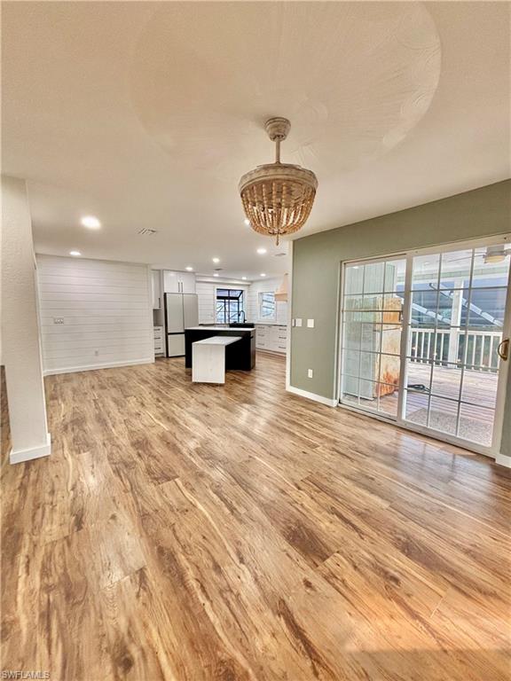 HENDRY CREEK - Residential