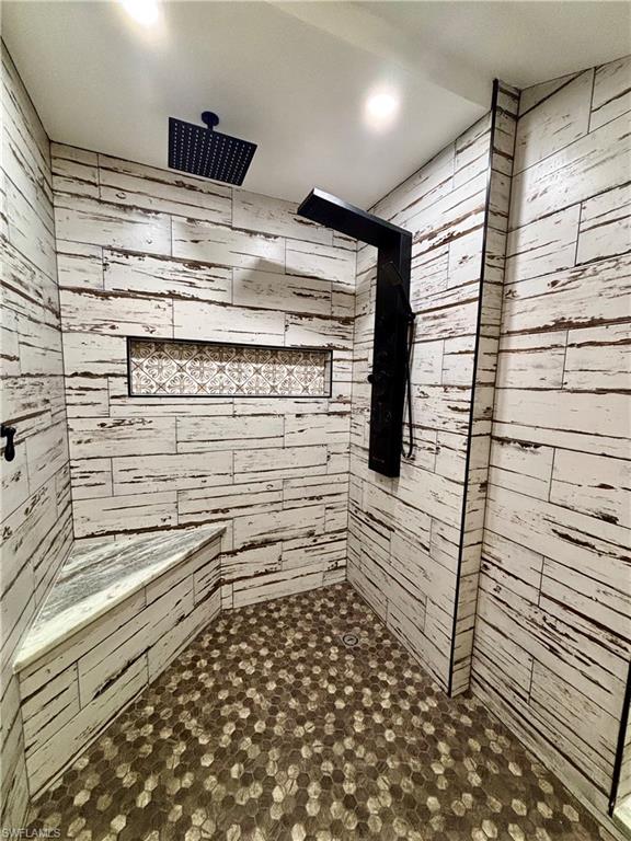 HENDRY CREEK - Residential