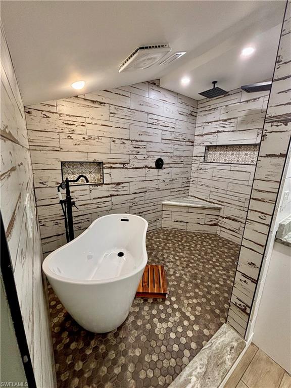 HENDRY CREEK - Residential