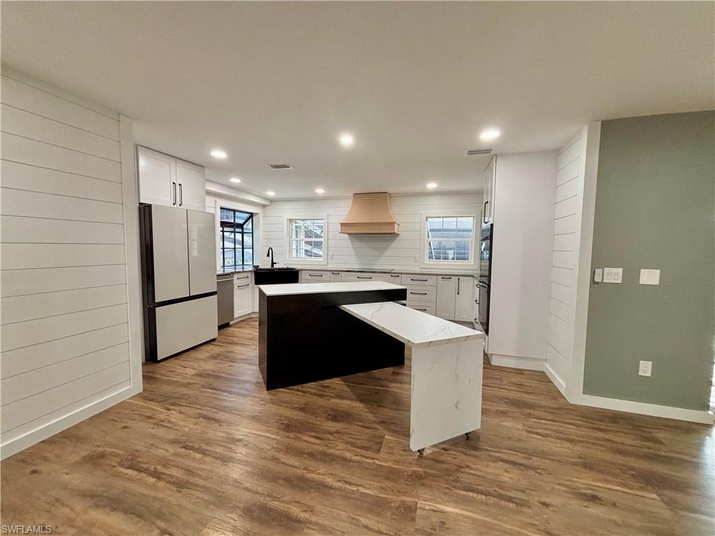 HENDRY CREEK - Residential