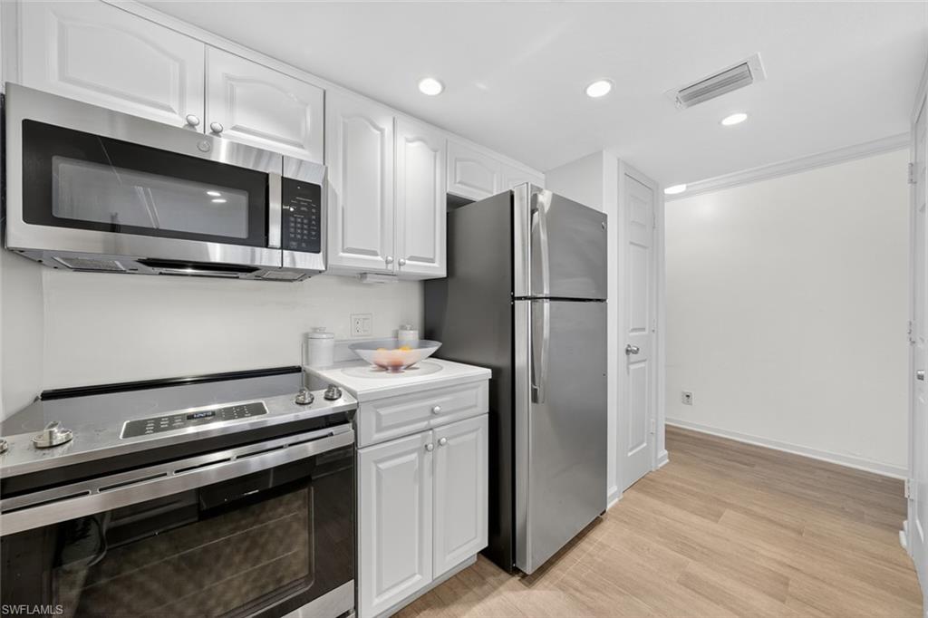 BEACH VILLAS CONDO - Residential