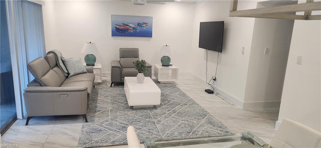 HARBOUR COVE - Residential Lease