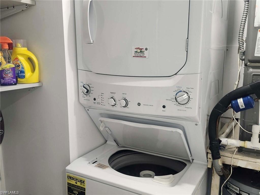 HARBOUR COVE - Residential Lease