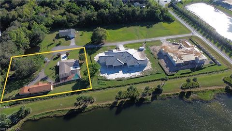 2373 Anthony CT NAPLES FL 34109