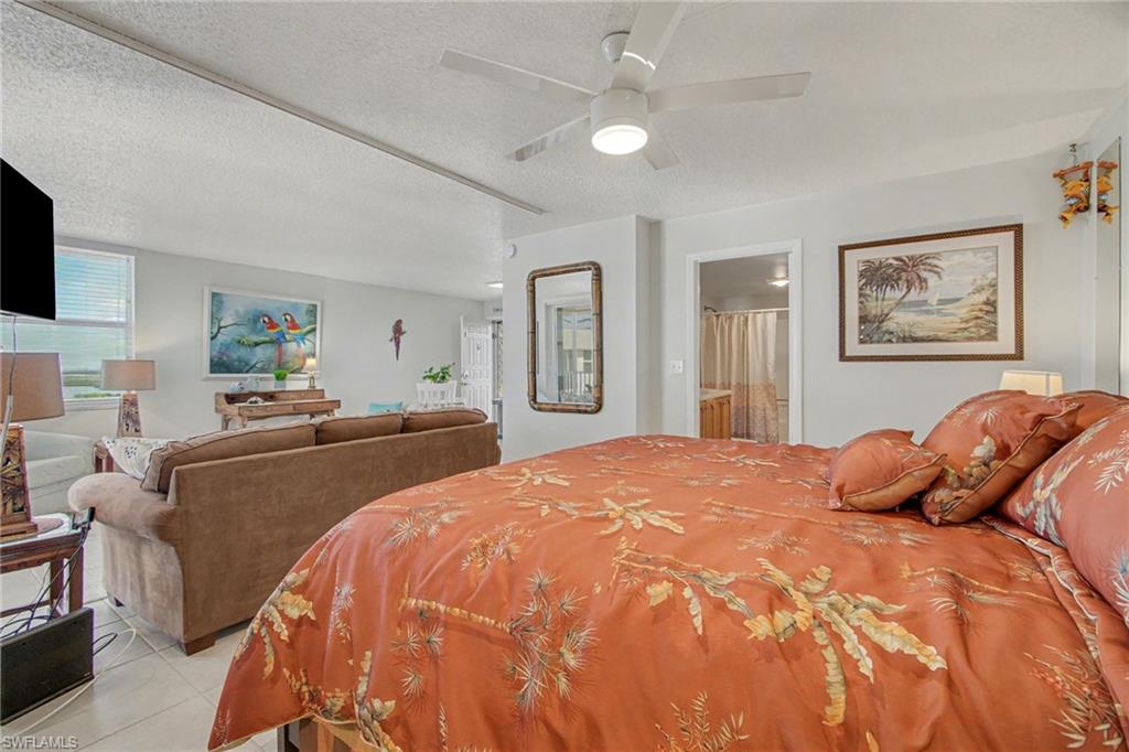 BEACH AND TENNIS CLUB - Residential Lease