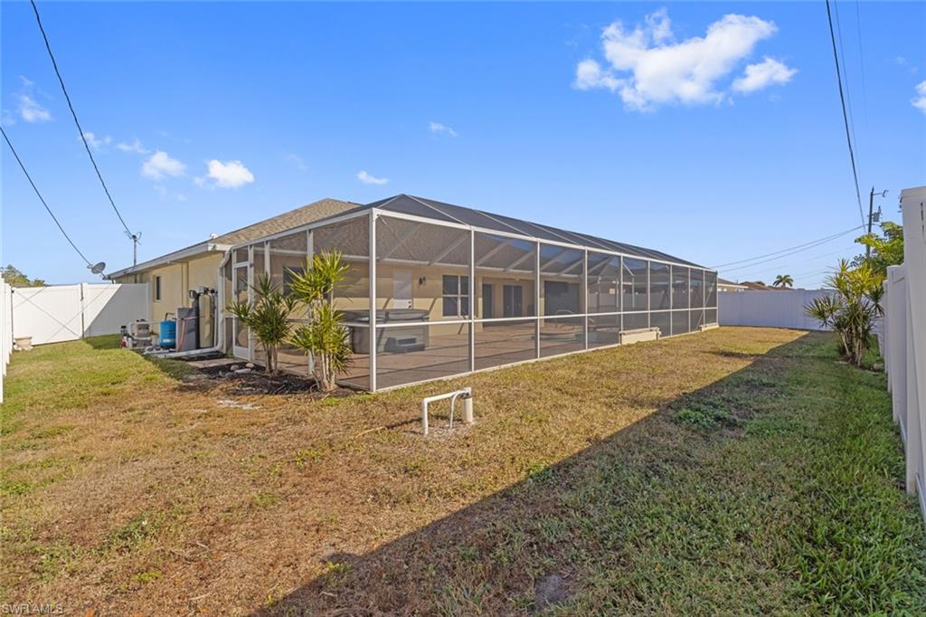 CAPE CORAL - Residential