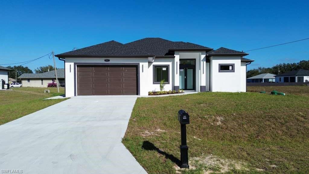 LEHIGH ACRES - Residential