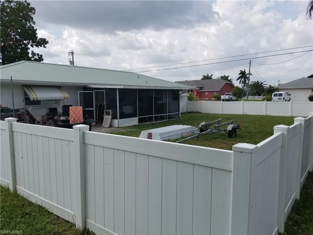 CAPE CORAL - Residential