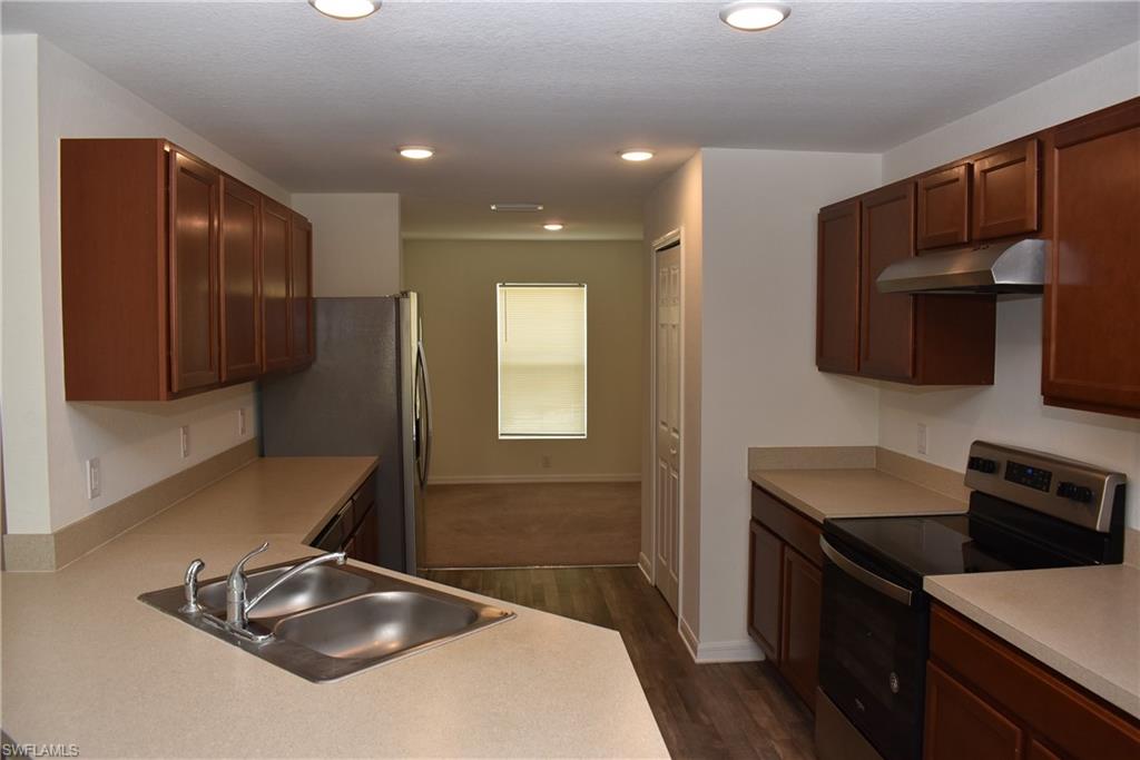 NORTH PORT - Residential Lease