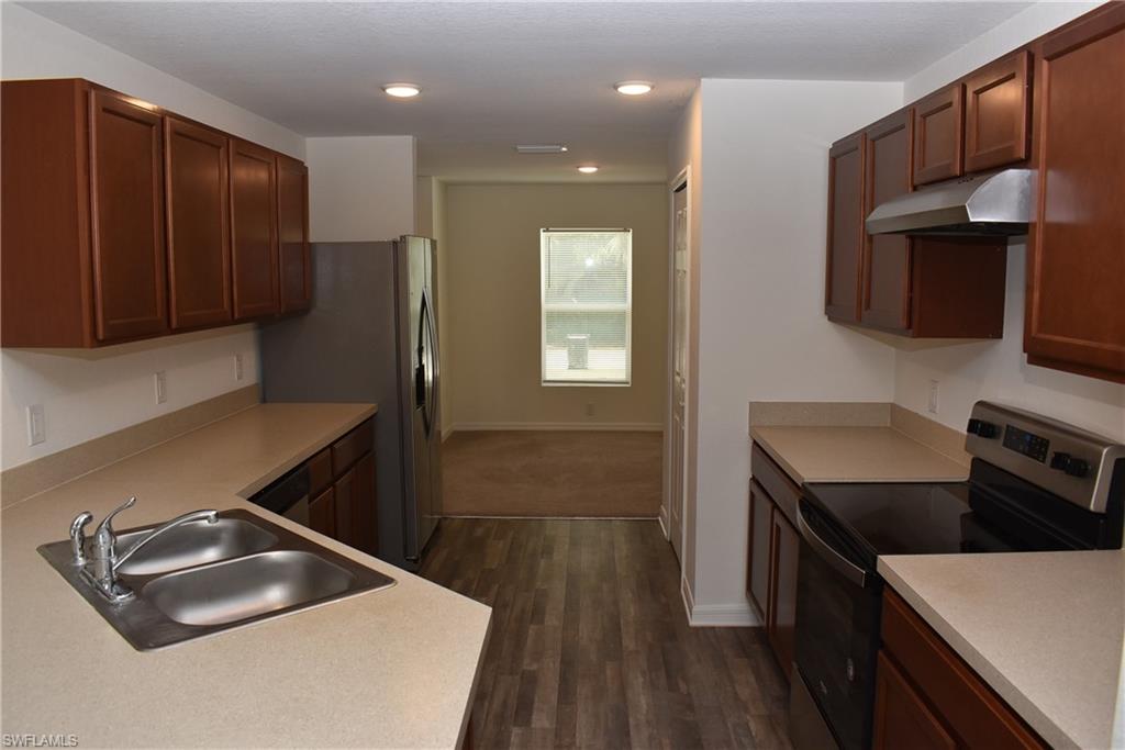 NORTH PORT - Residential Lease