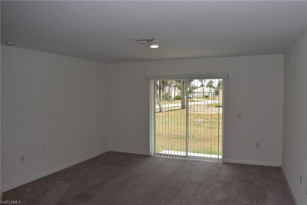 NORTH PORT - Residential Lease