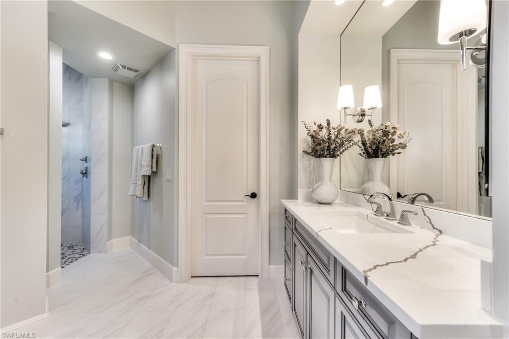 OAKBROOK - Residential