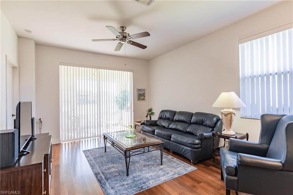 VILLAS AT COUNTRY CREEK - Residential