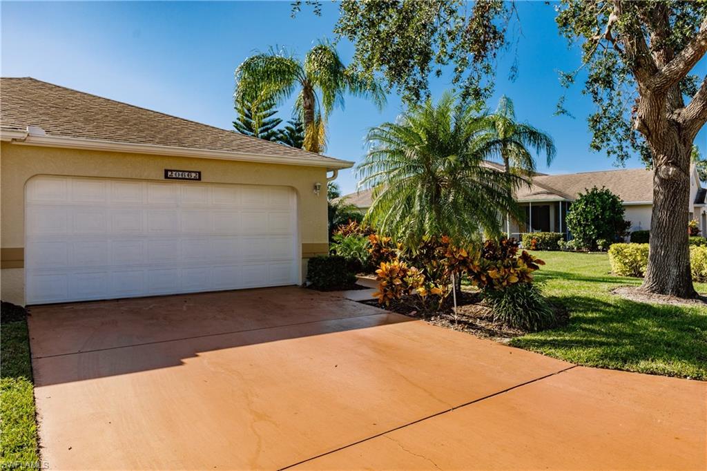 VILLAS AT COUNTRY CREEK - Residential