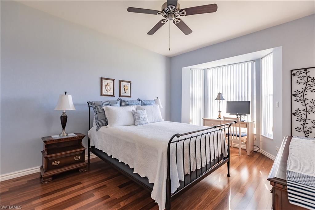 VILLAS AT COUNTRY CREEK - Residential