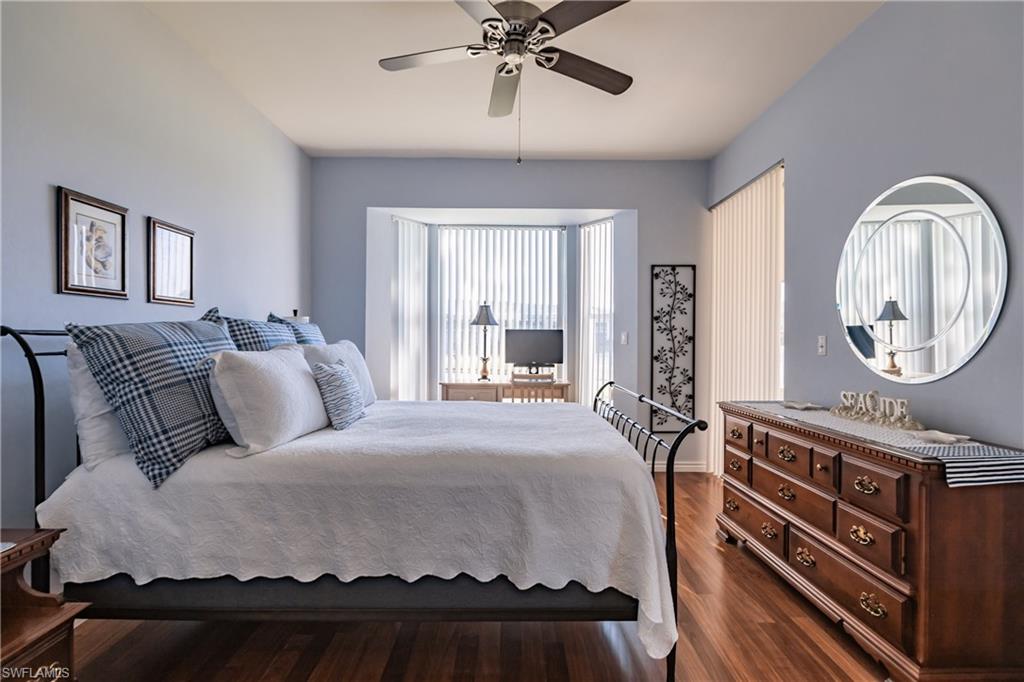 VILLAS AT COUNTRY CREEK - Residential