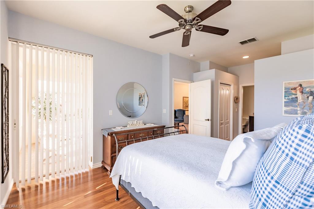 VILLAS AT COUNTRY CREEK - Residential