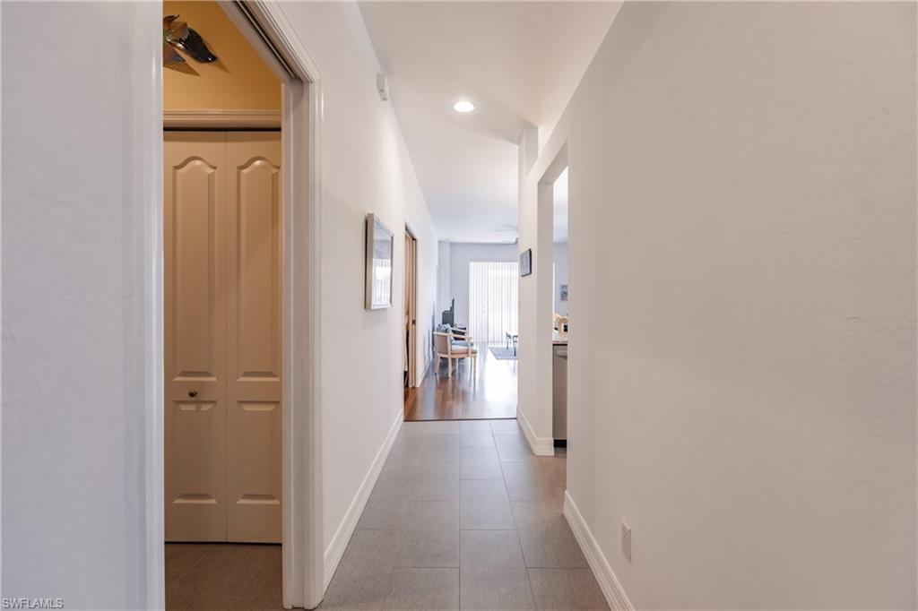 VILLAS AT COUNTRY CREEK - Residential