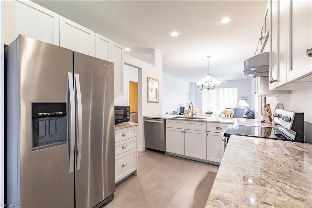 VILLAS AT COUNTRY CREEK - Residential