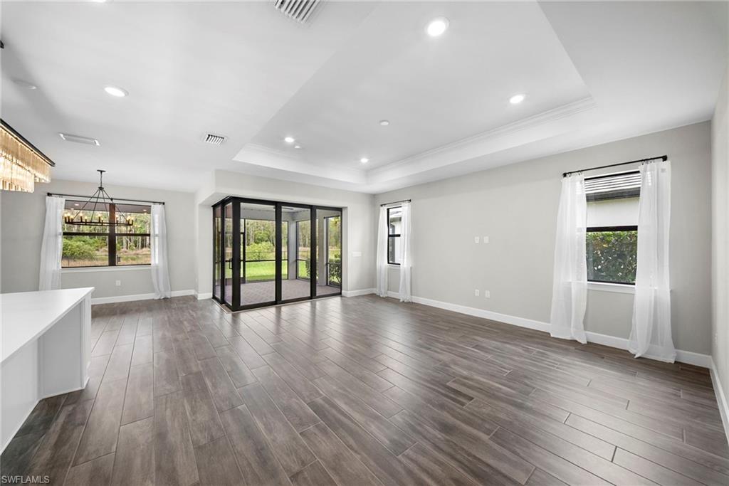 VERDANA VILLAGE - Residential Lease