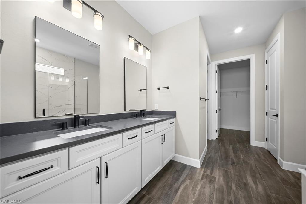 VERDANA VILLAGE - Residential Lease