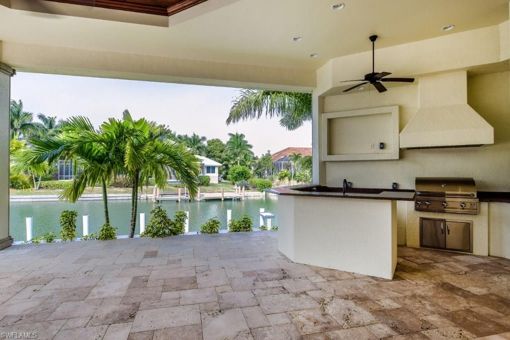 MARCO BEACH - Residential