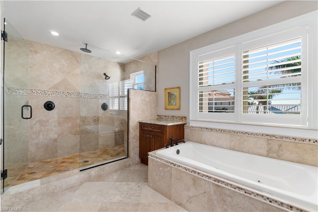 BAREFOOT BEACH - Residential