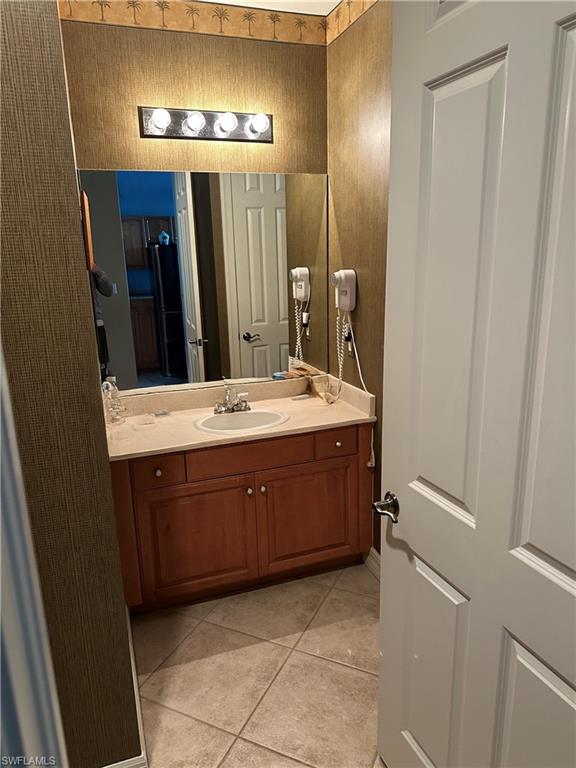 BEAU RIVAGE - Residential Lease