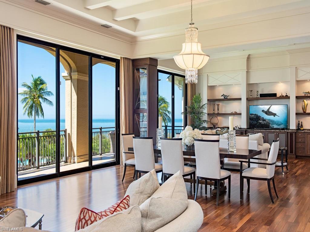 BAREFOOT BEACH - Residential