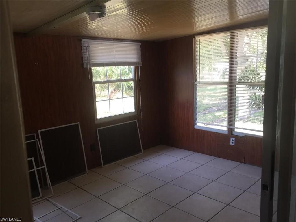 LULOMA ACRES UNRECORDED SUBDIVISION - Residential