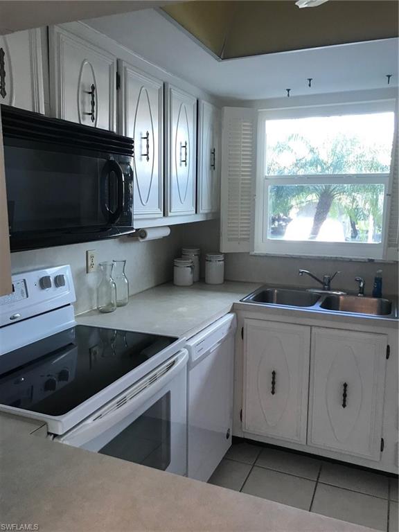 RIVIERA COLONY GOLF ESTATES - Residential