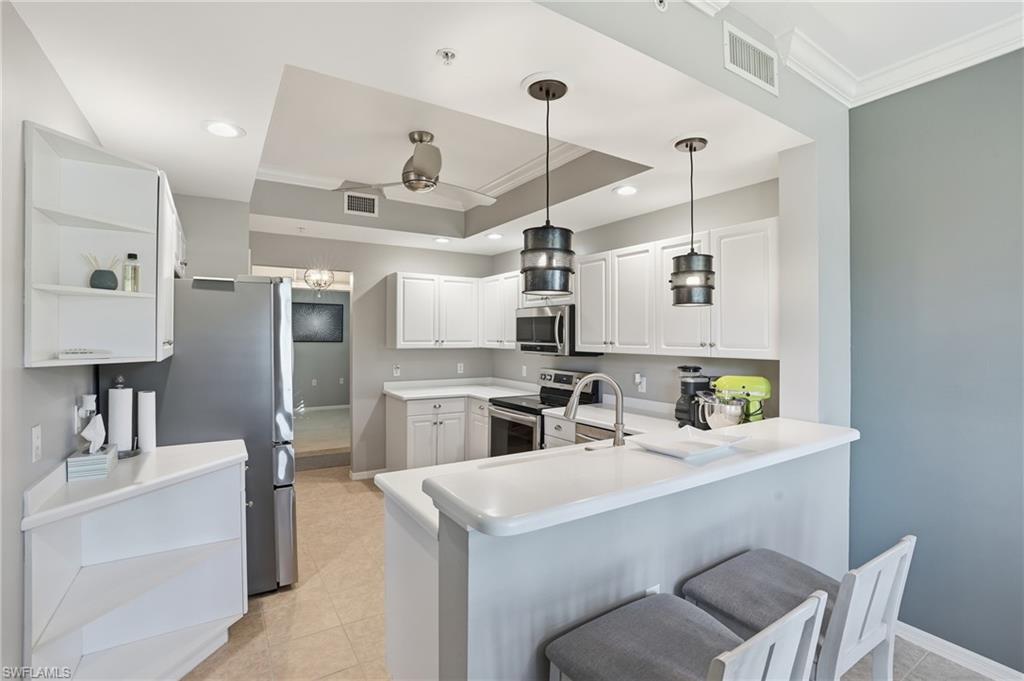 LAUREL GREENS - Residential