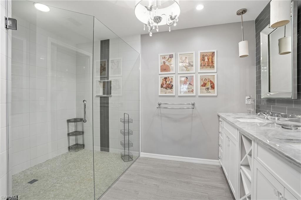 LAUREL GREENS - Residential