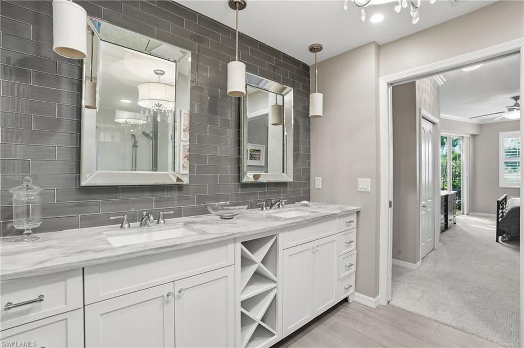 LAUREL GREENS - Residential