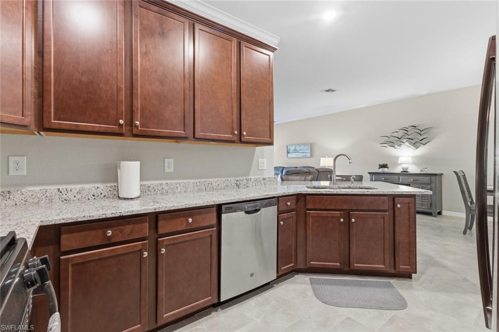 TRAILS EDGE - Residential