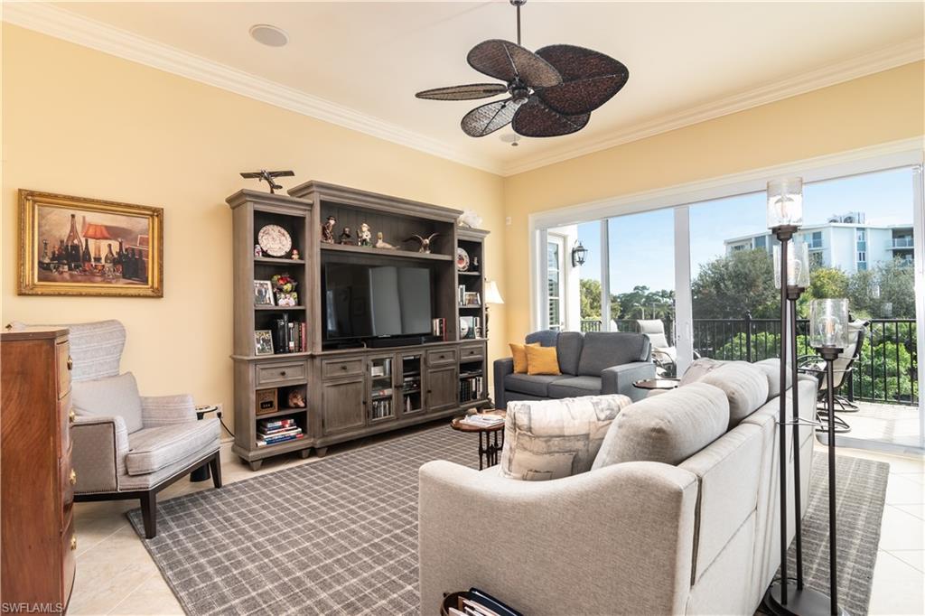 1400 Gulf Shore BLVD N 307