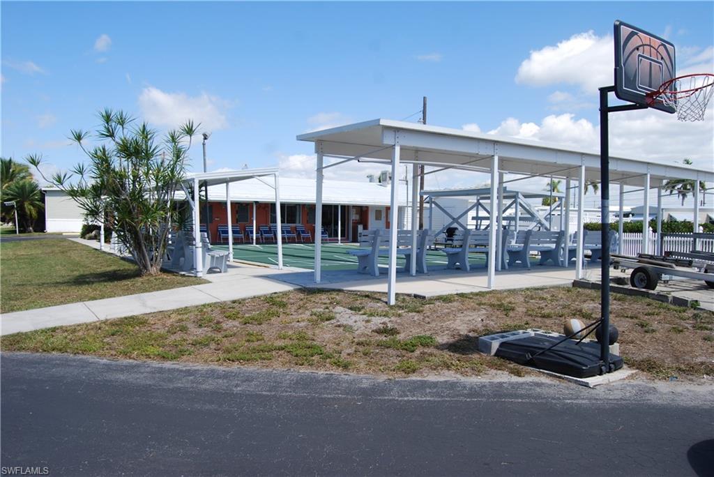 MARINERS COVE - Land